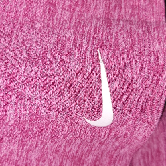 Nike magenta workout tee - Picture 3 of 9